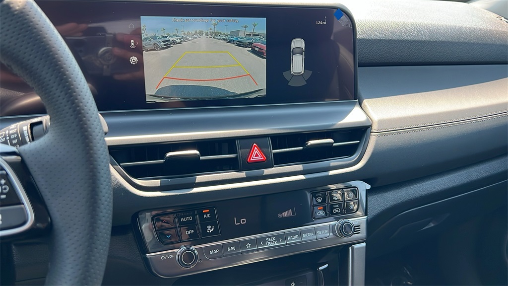 2026 Kia Seltos SX photo 13