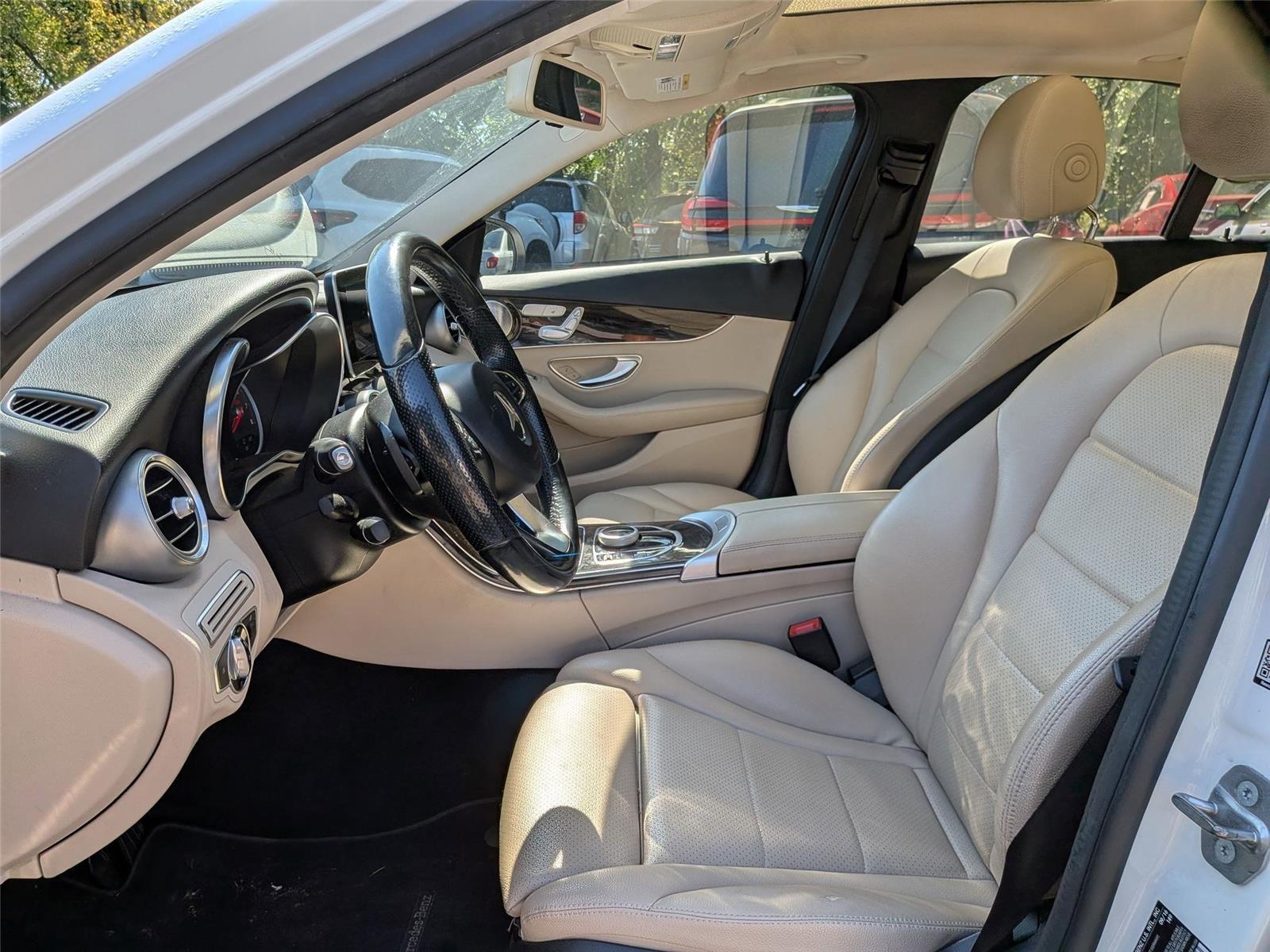 2017 Mercedes Benz C 300 4MATIC photo 11