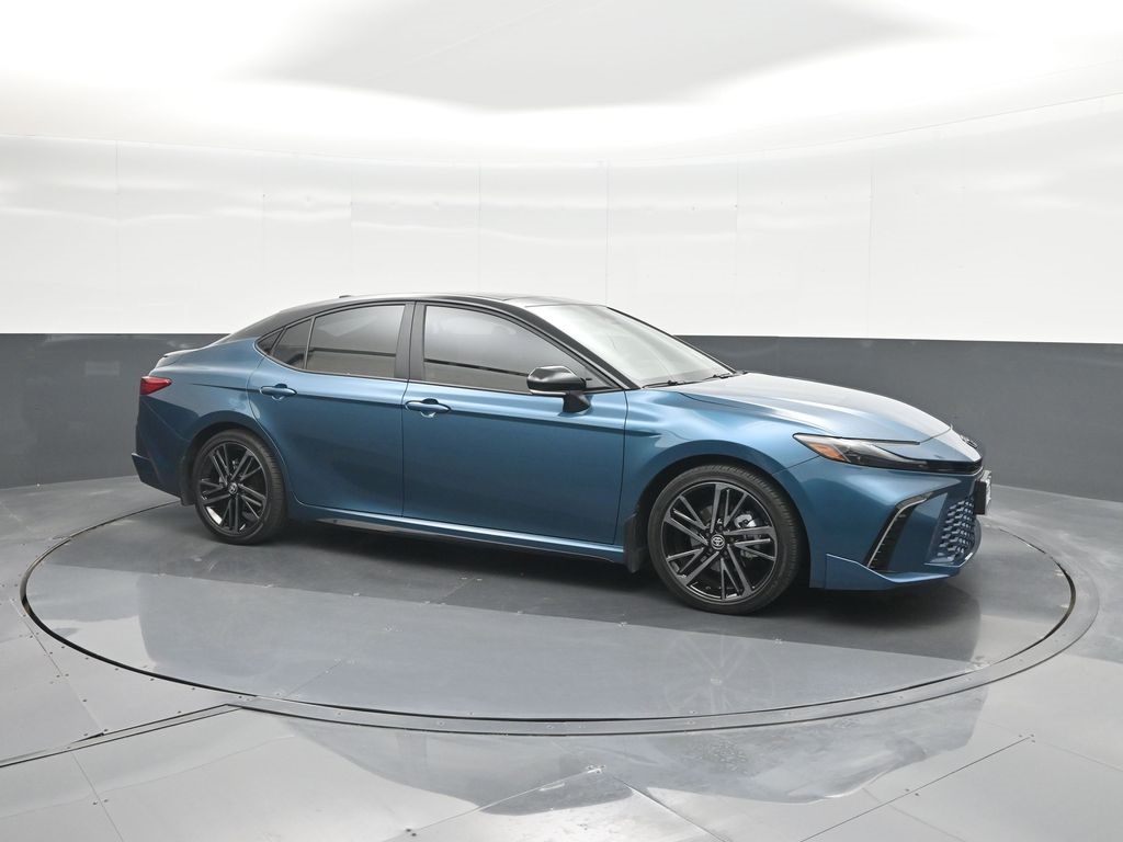 2025 Toyota Camry XSE photo 9