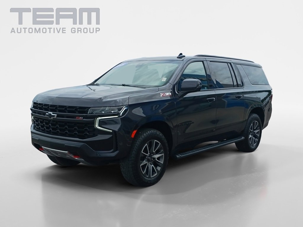2022 Chevrolet Suburban Z71 photo 3