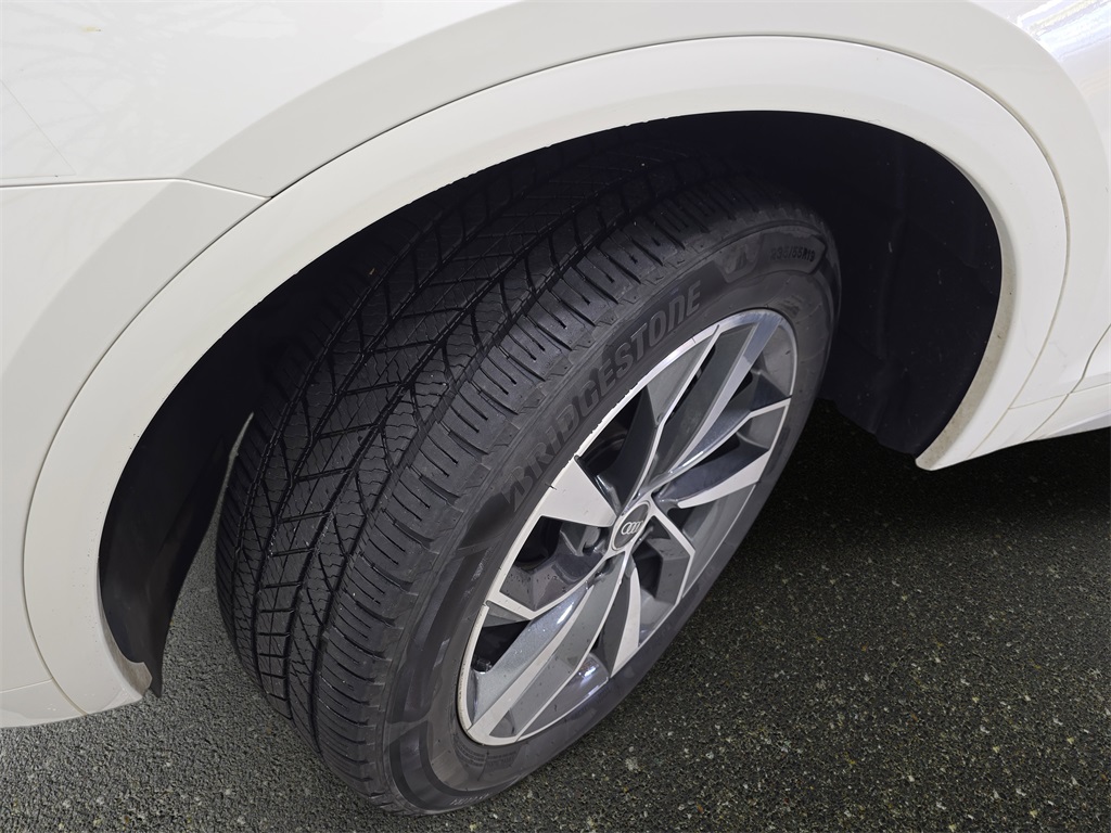 2022 Audi Q5 45 S line Premium photo 23