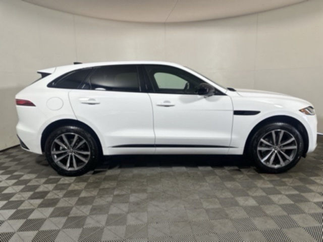 2026 Jaguar F-PACE P250 R-Dynamic S photo 4