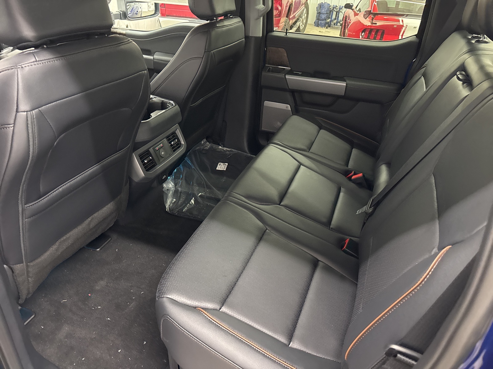 2026 Ford F-350 Lariat photo 23