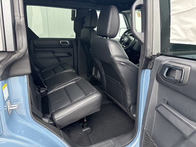 2025 Ford Bronco Outer Banks photo 4