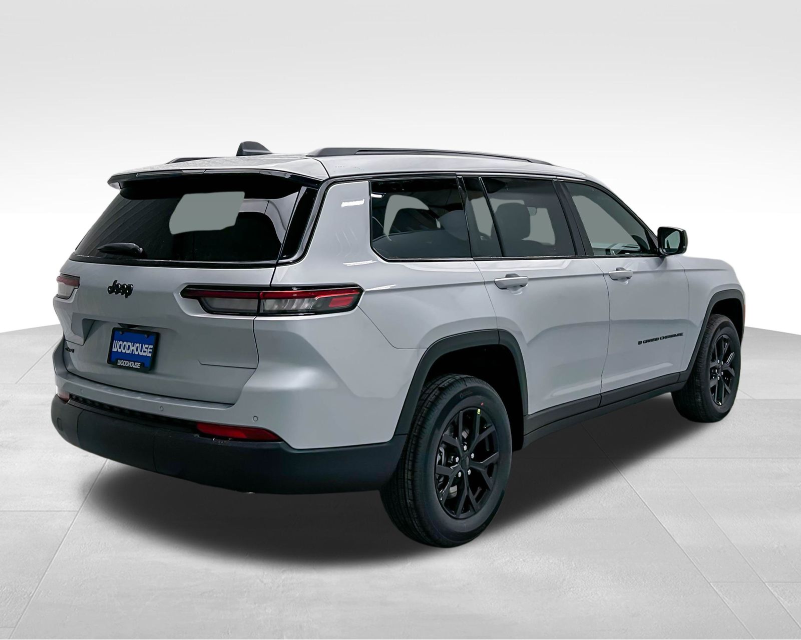 2025 Jeep Grand Cherokee Altitude photo 5