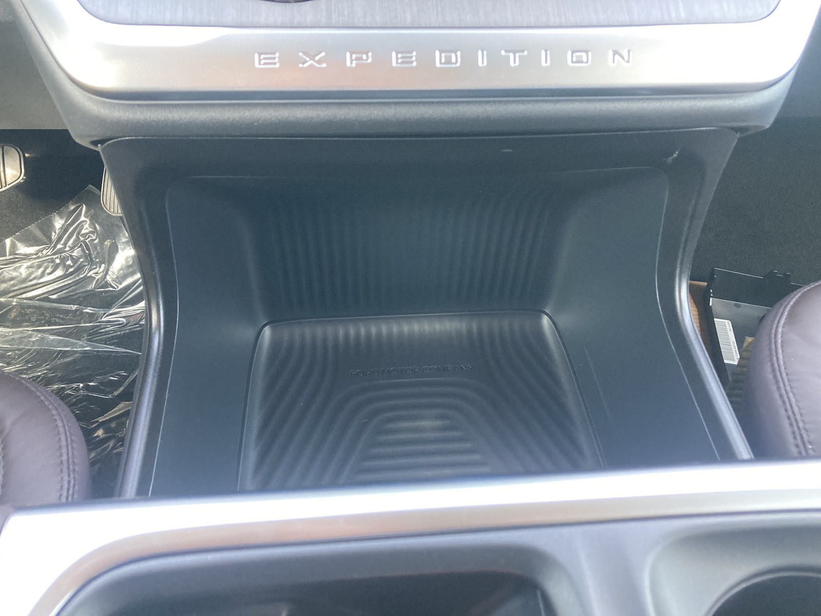 2025 Ford Expedition Platinum MAX photo 13