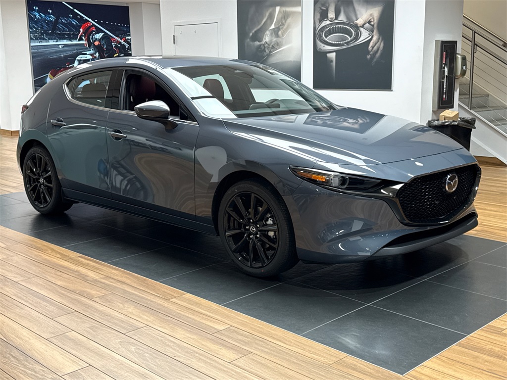 2026 Mazda Mazda3 Premium's photo