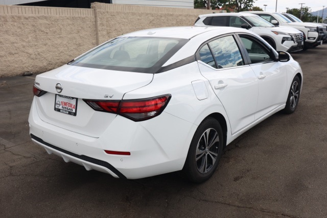 2023 Nissan Sentra SV photo 3
