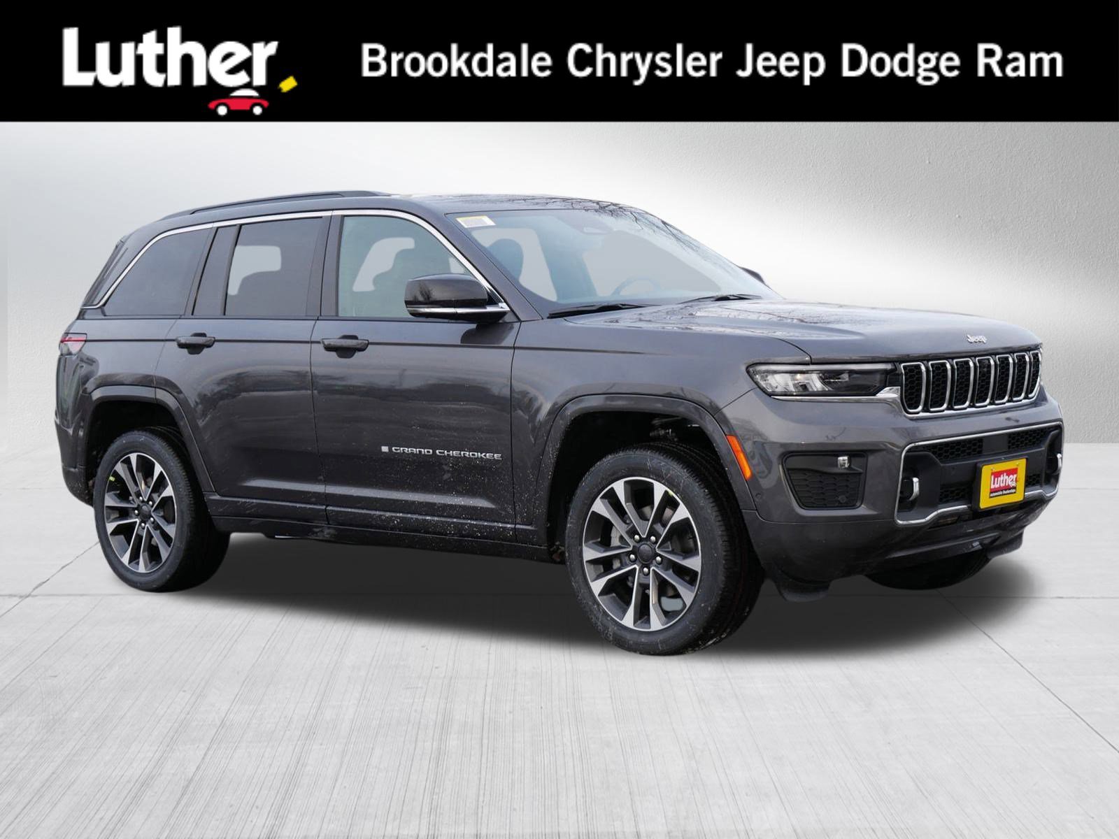 2025 Jeep Grand Cherokee Overland's photo
