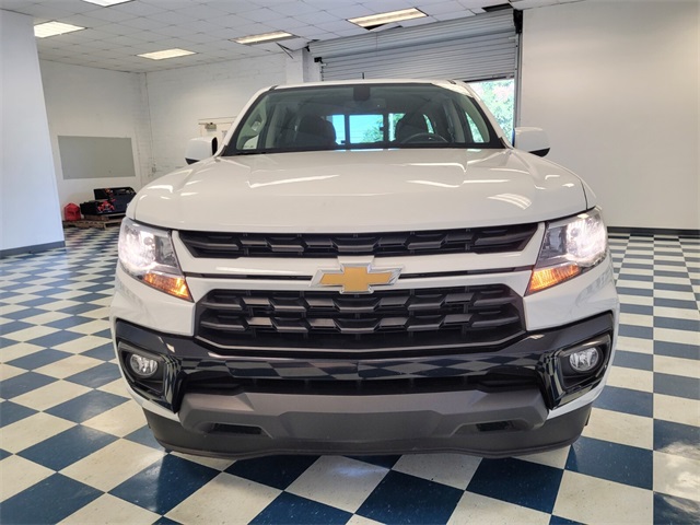 2022 Chevrolet Colorado LT photo 2