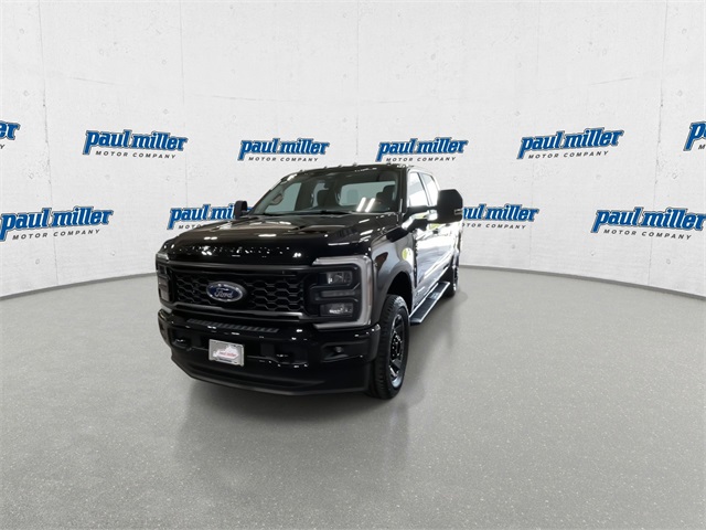 2025 Ford F-250 XL photo 4