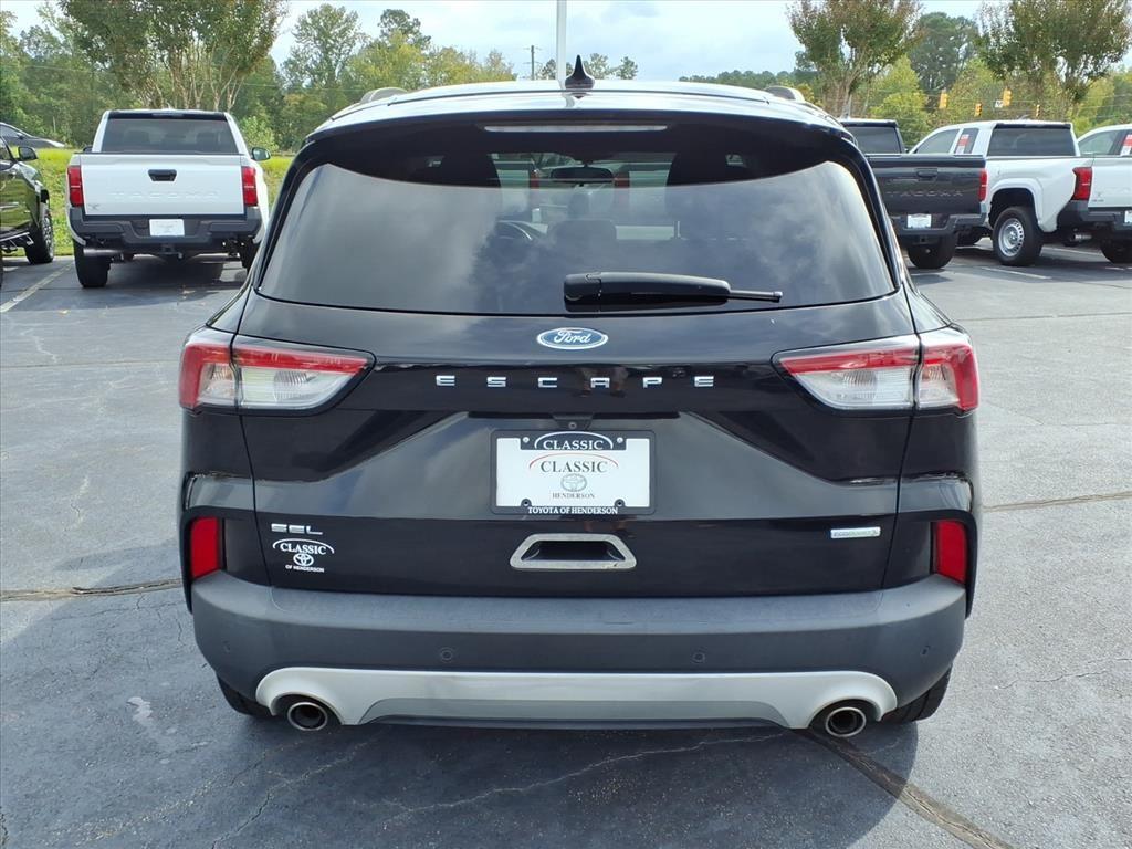 2020 Ford Escape SEL photo 2