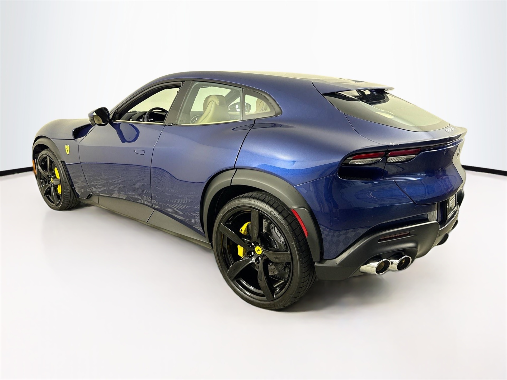 2024 Ferrari Purosangue Base photo 4