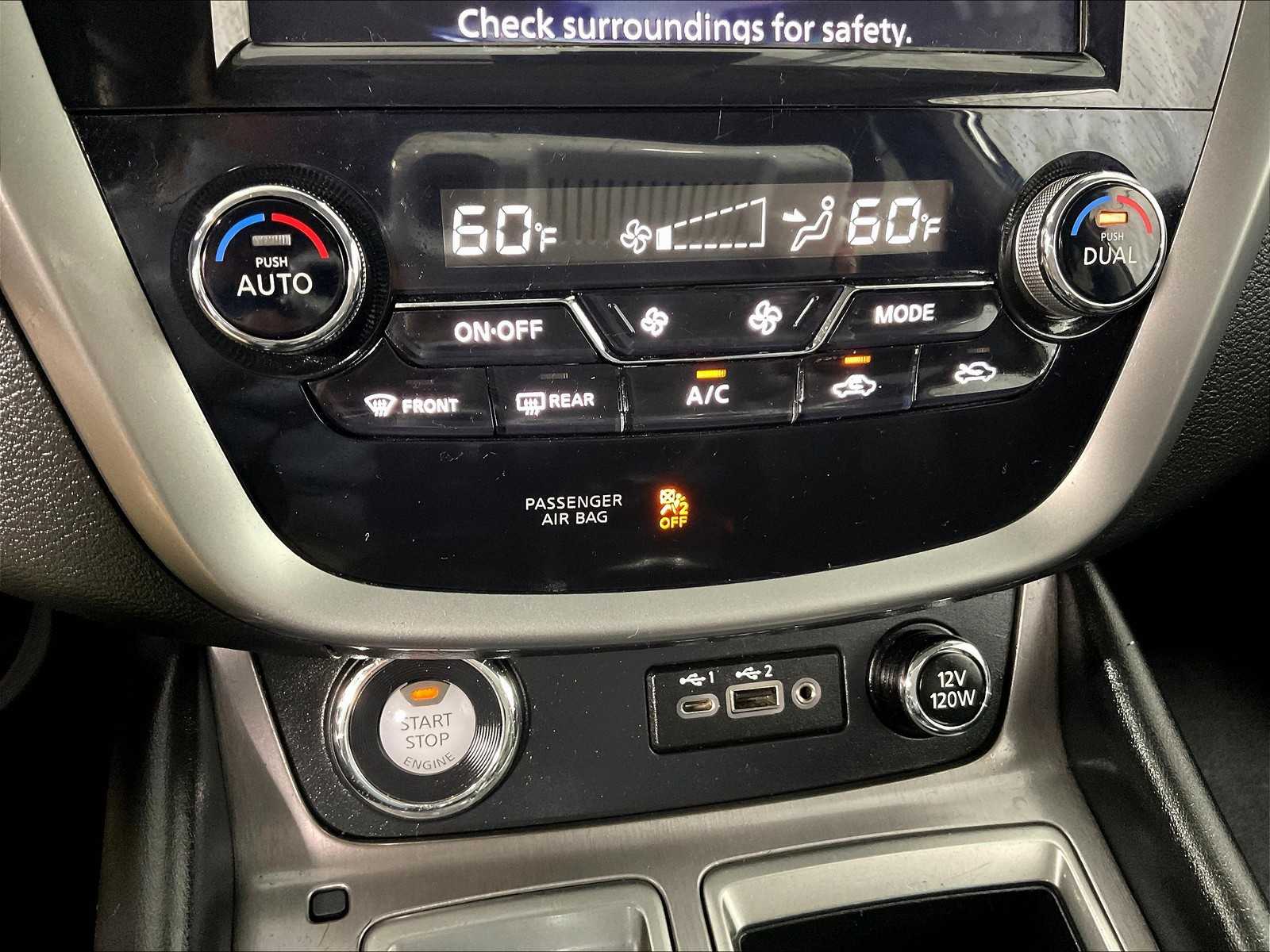 2023 Nissan Murano SV photo 25