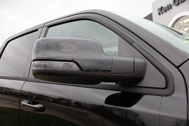 2026 Ram 1500 Big Horn Night Edition photo 2