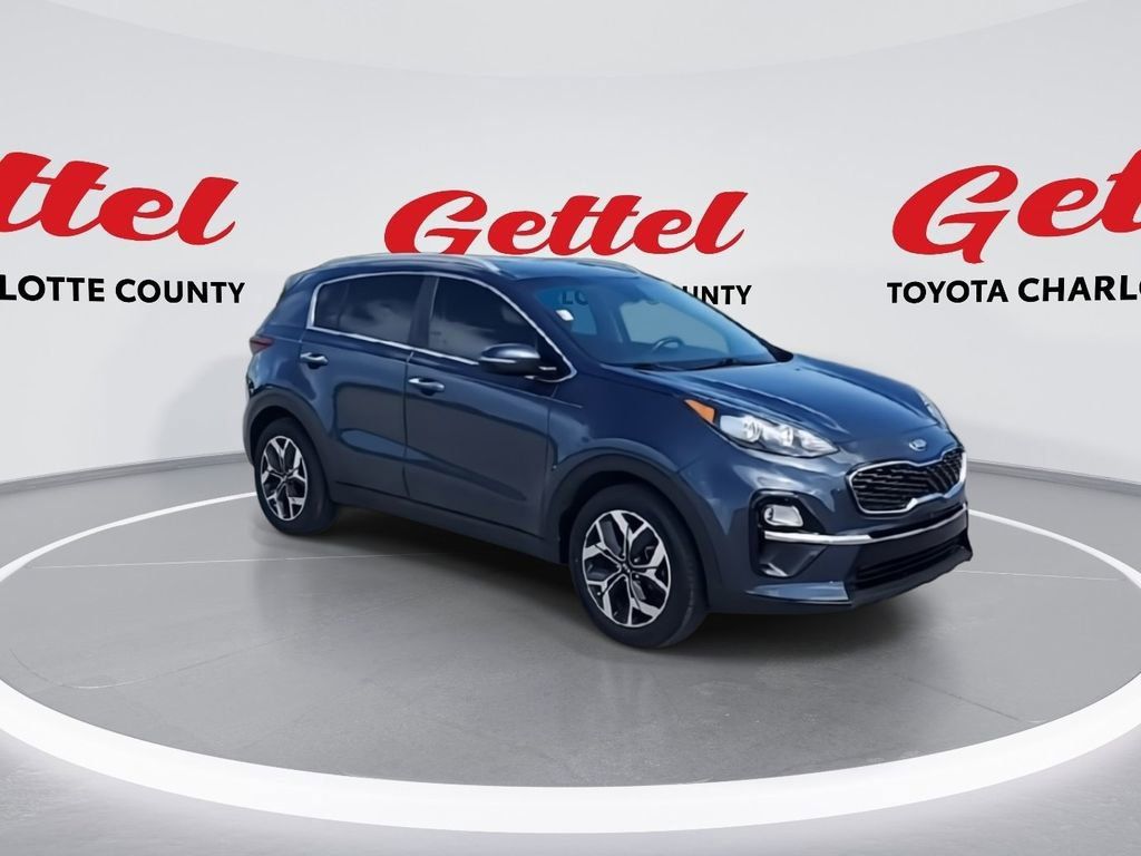 2021 Kia Sportage EX photo 2
