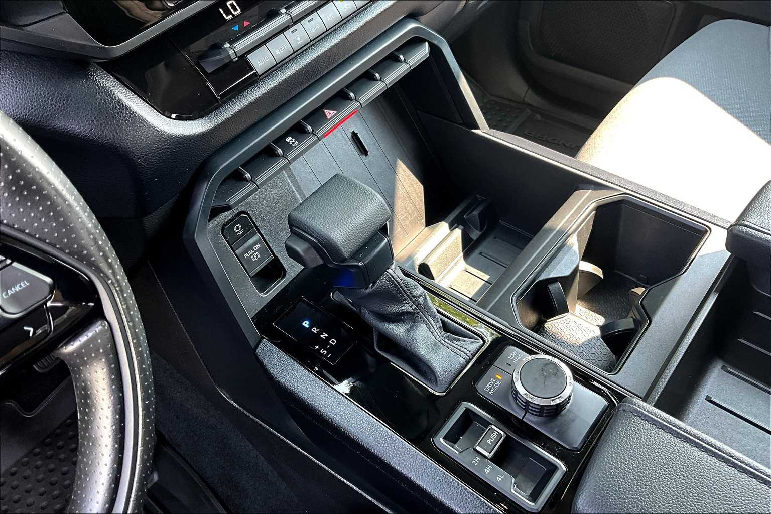 2024 Toyota Tundra SR5 CrewMax photo 14
