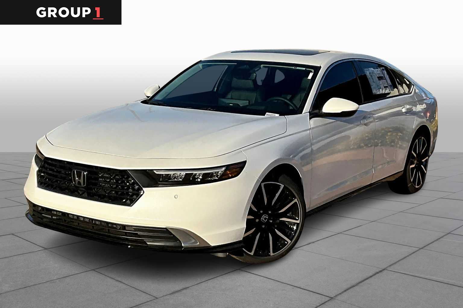 2025 Honda Accord Hybrid Touring's photo