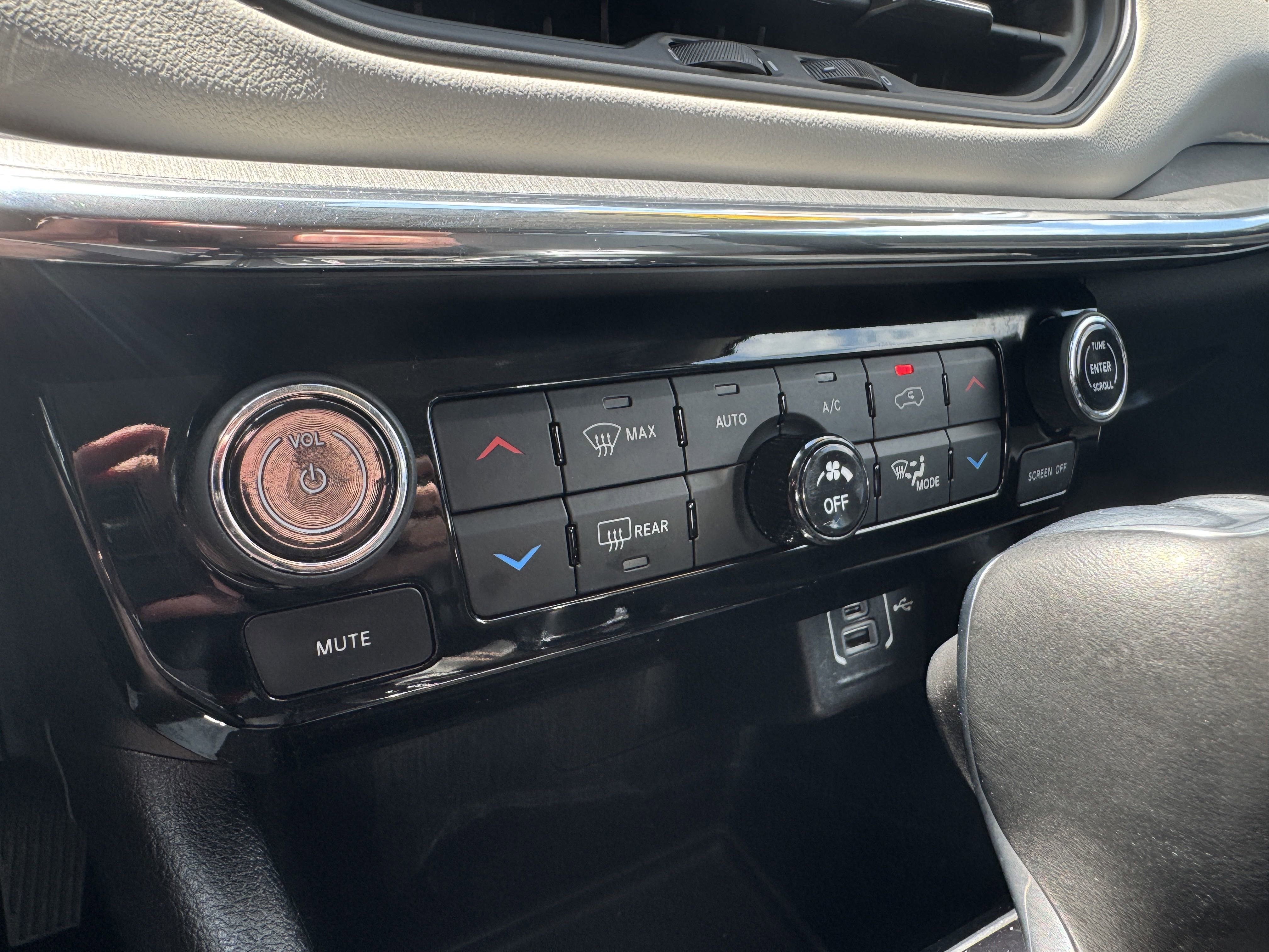 2022 Jeep Compass Limited photo 4