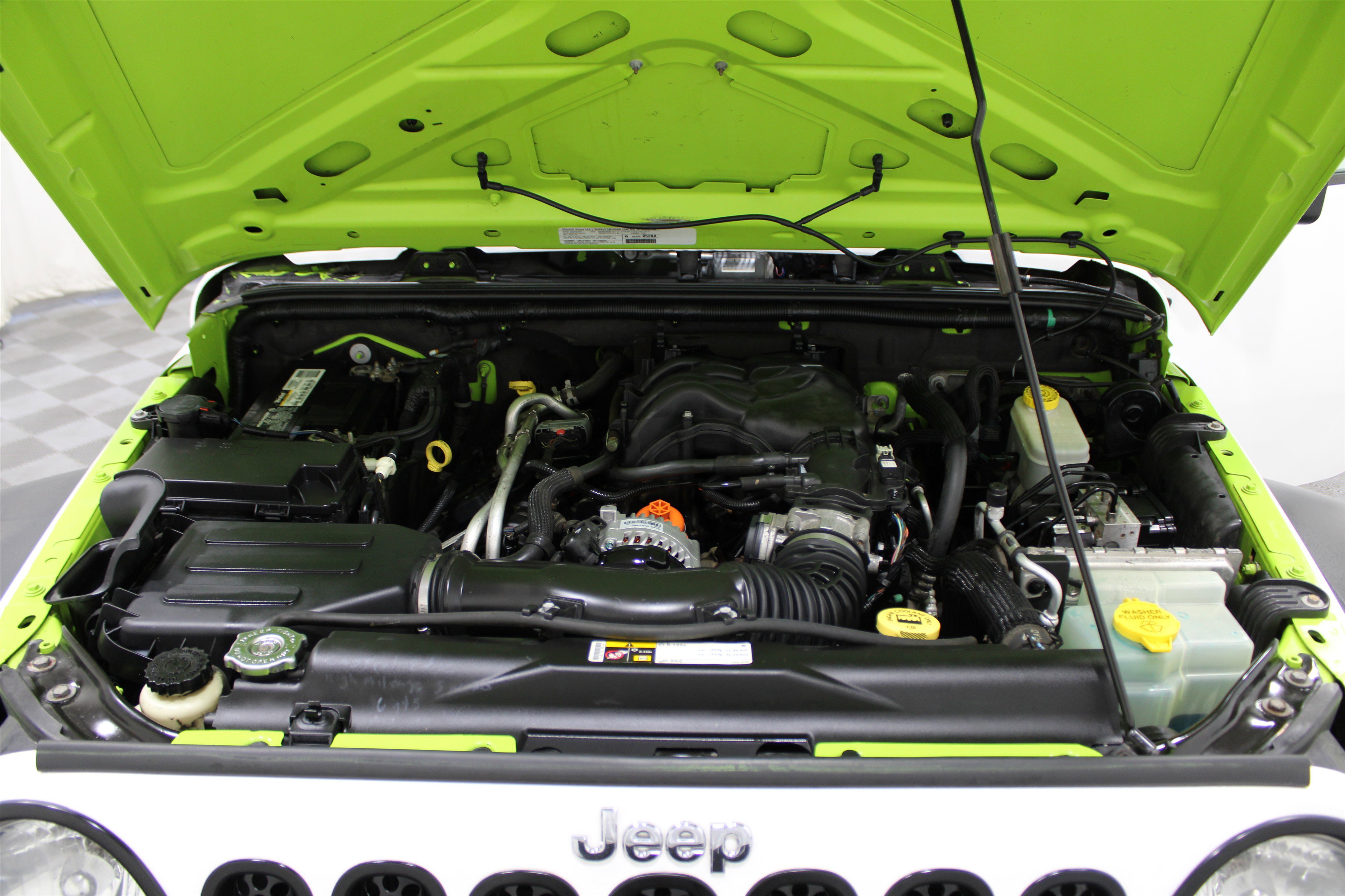 2013 Jeep Wrangler Unlimited Sport photo 21