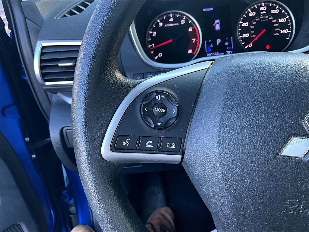 2020 Mitsubishi Eclipse Cross LE photo 22