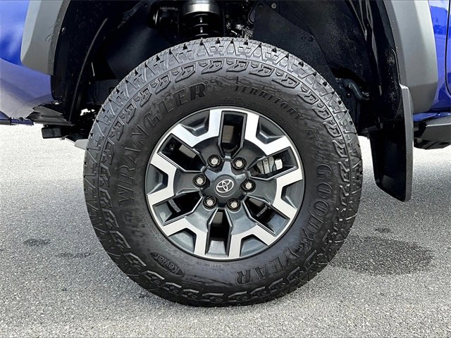 2023 Toyota Tacoma SR photo 7
