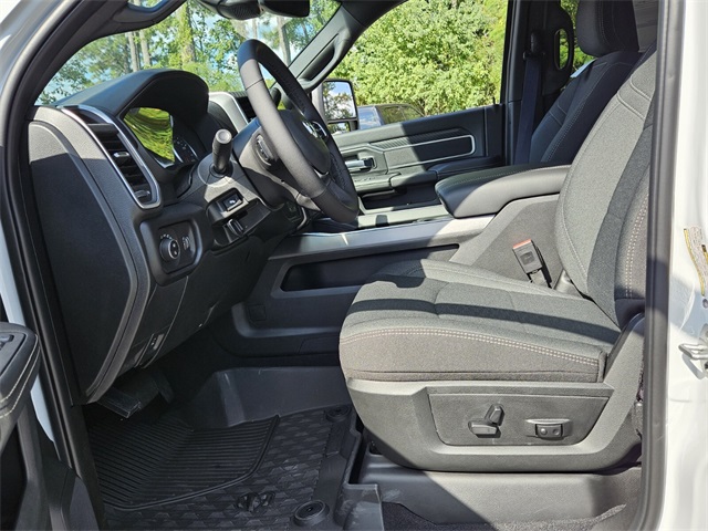 2026 Ram 2500 Big Horn photo 5