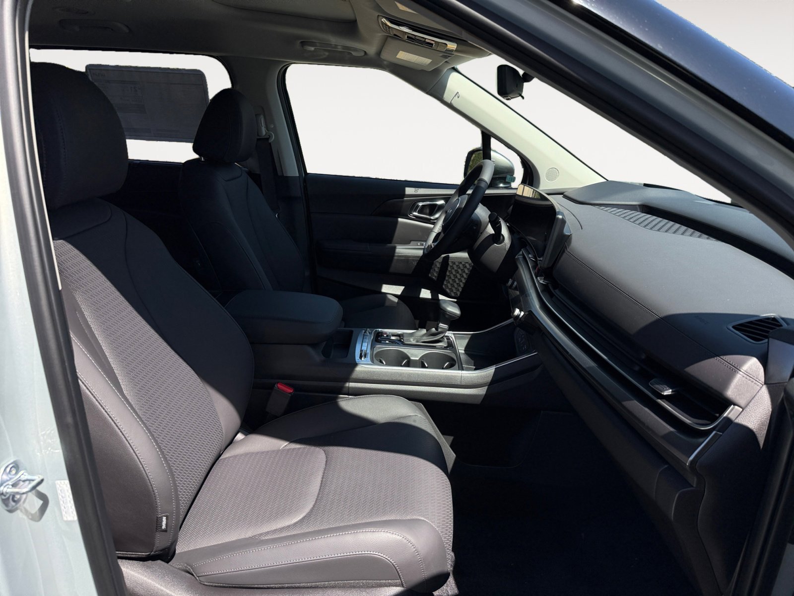 2025 Kia Carnival SX Prestige photo 17