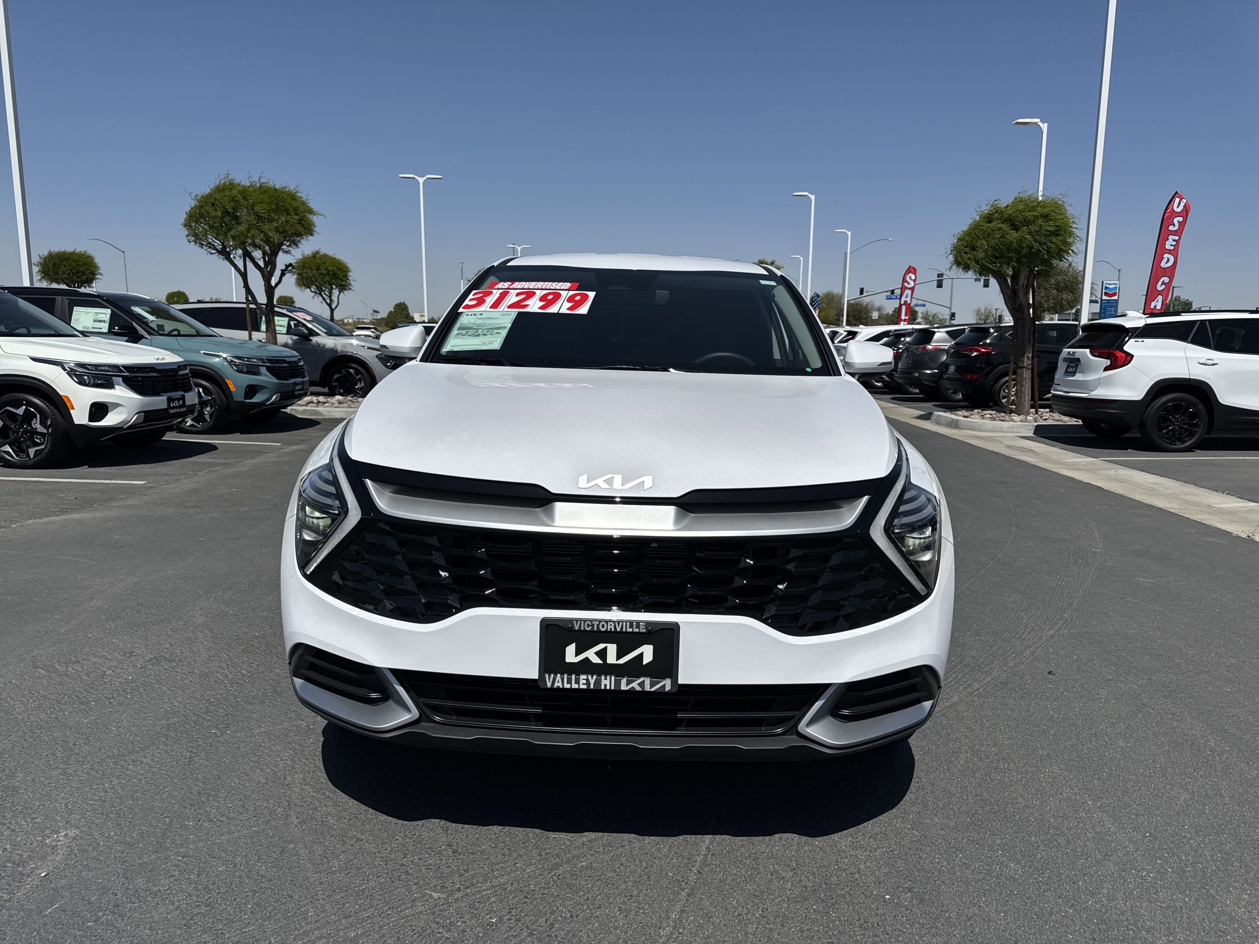 2025 Kia Sportage EX photo 2