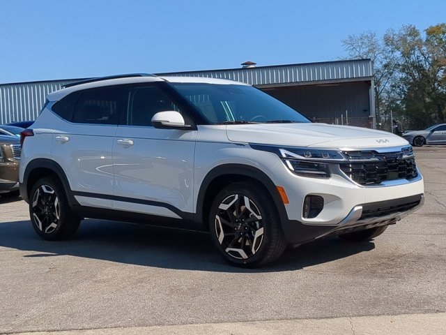 2024 Kia Seltos SX photo 3