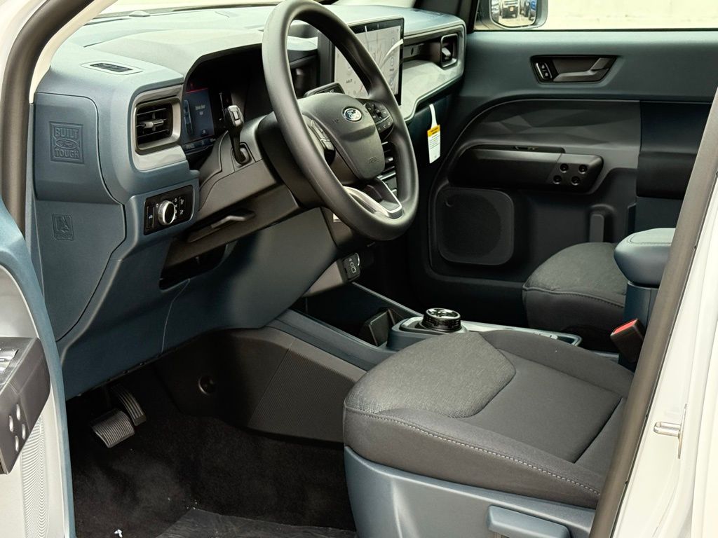 2025 Ford Maverick XL photo 6