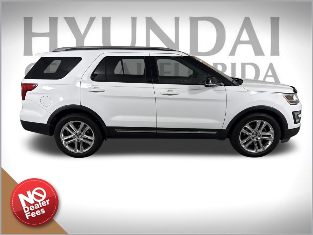 2017 Ford Explorer XLT photo 2