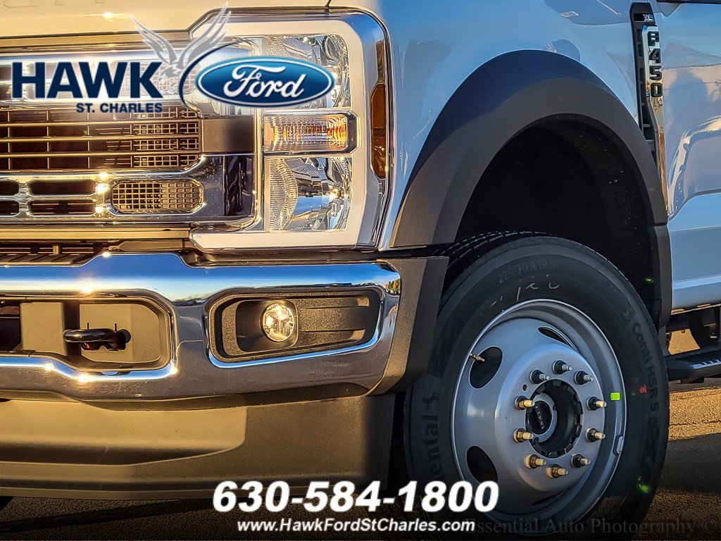 2026 Ford F-450 XL photo 2