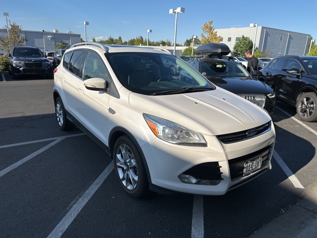 2014 Ford Escape Titanium photo 2