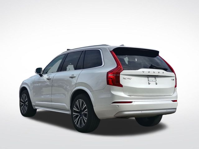 2022 Volvo XC90 T5 Momentum photo 9