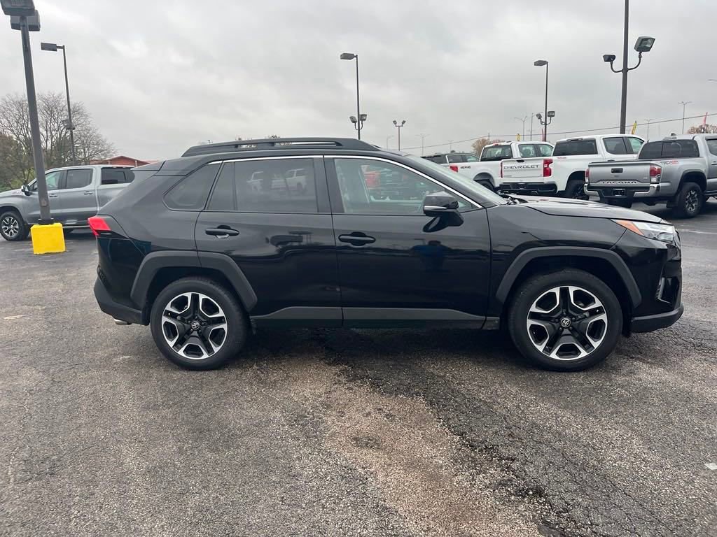 2023 Toyota RAV4 Adventure photo 6