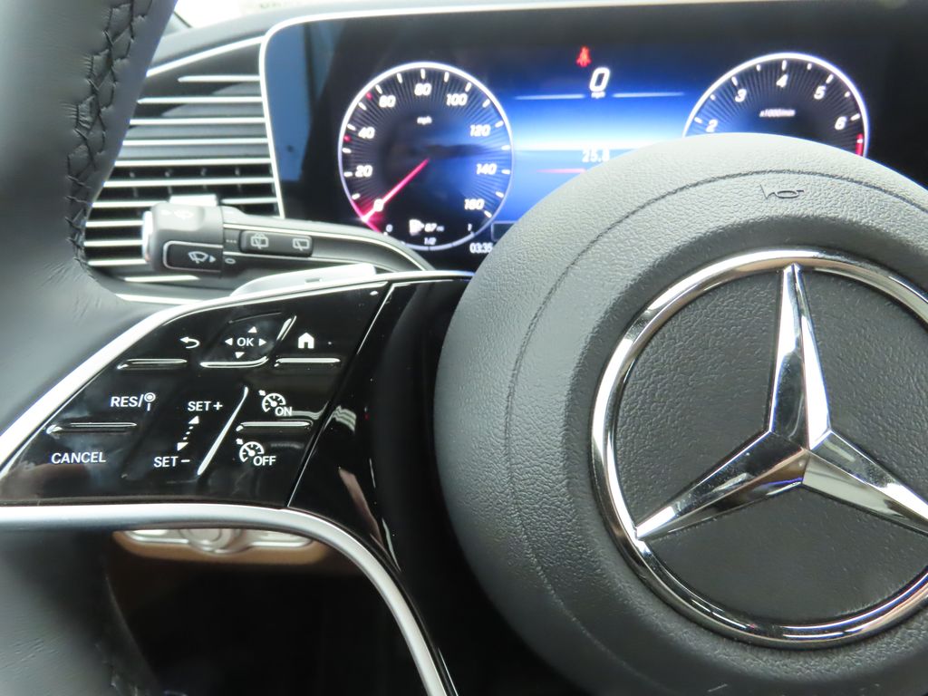 2025 Mercedes Benz GLE 450 4MATIC photo 11