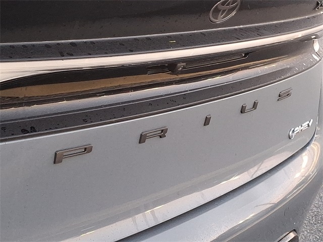 2025 Toyota Prius Plug-in XSE photo 14
