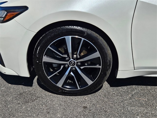 2023 Nissan Maxima SV photo 9