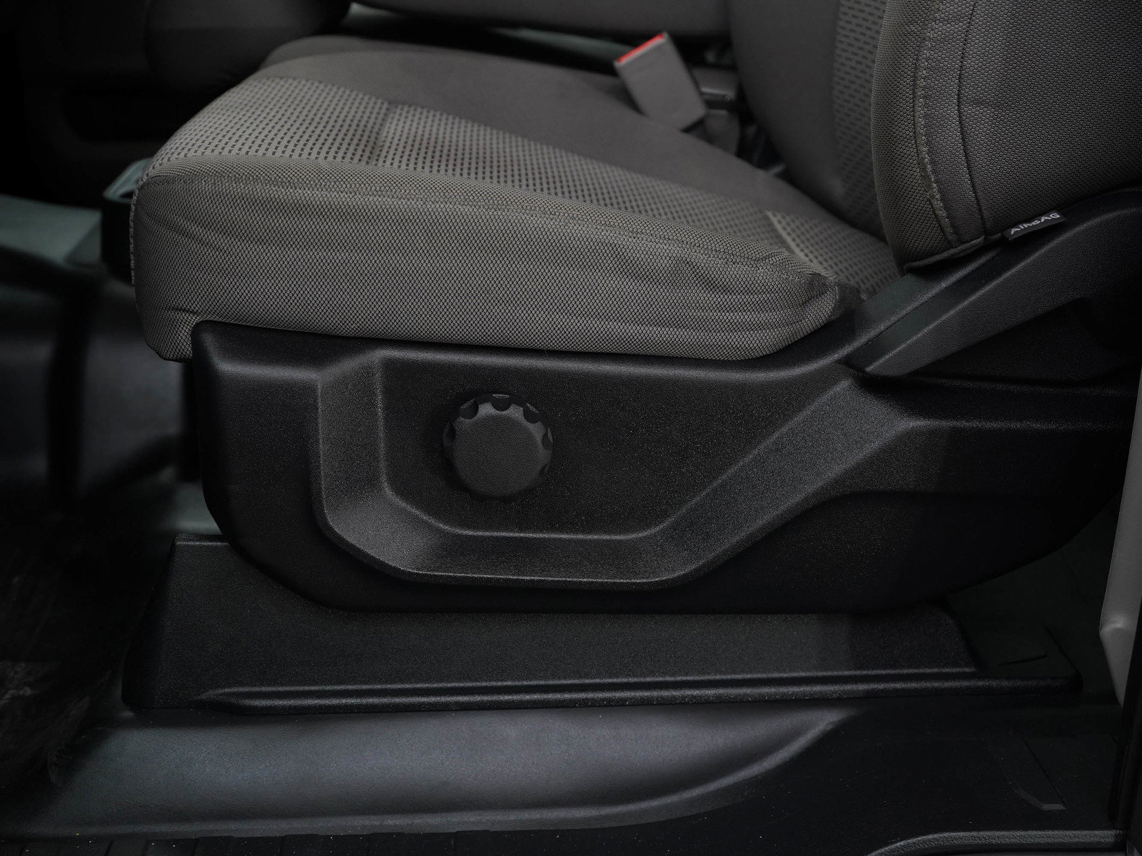 2015 Ford F-150 XLT photo 16
