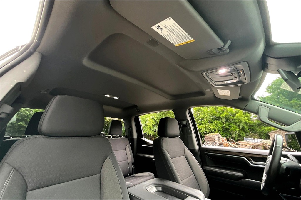 2022 Chevrolet Silverado 1500 RST photo 25