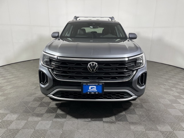 2025 Volkswagen Atlas Cross Sport SE photo 3