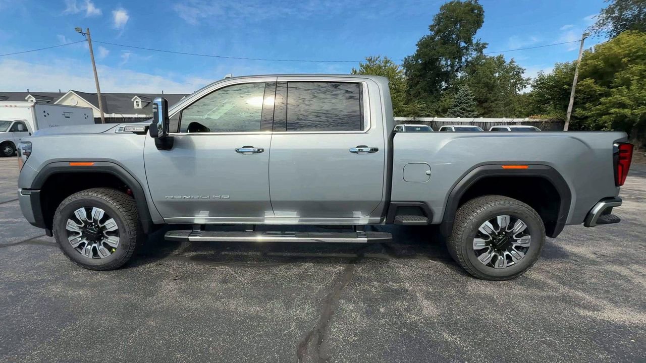 2026 Gmc Sierra 2500 HD Denali photo 5