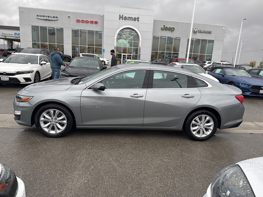 2023 Chevrolet Malibu 1LT photo 3