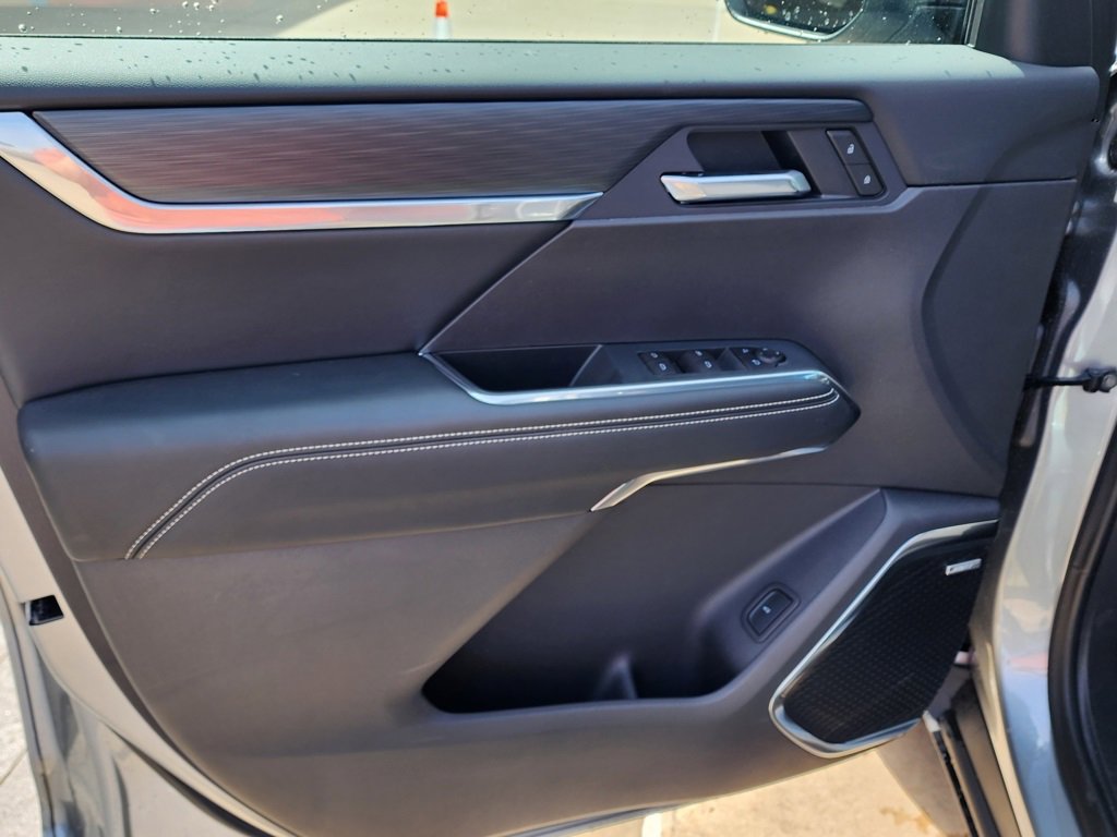 2025 Gmc Acadia Elevation photo 13