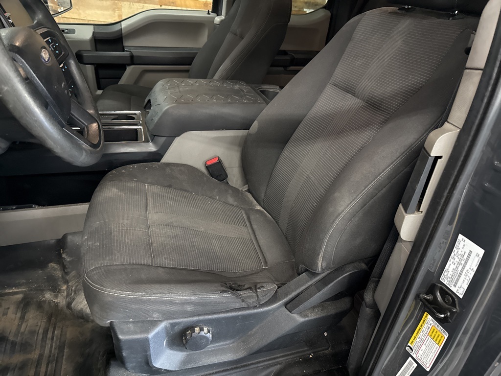 2017 Ford F-150 XL photo 18