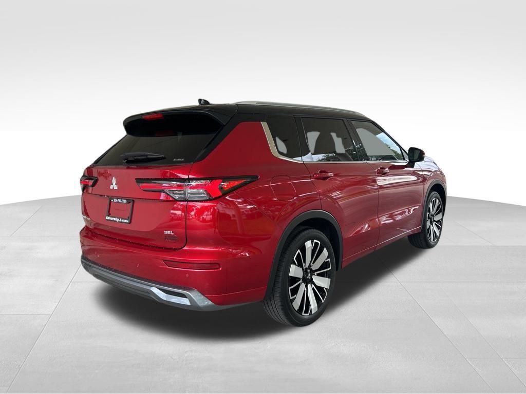 2025 Mitsubishi Outlander SEL photo 2
