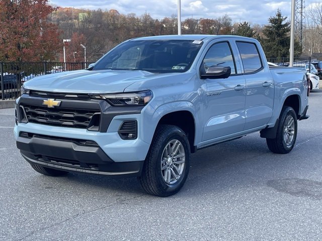 2026 Chevrolet Colorado LT photo 3
