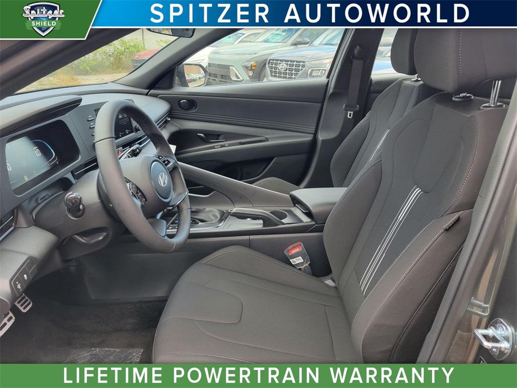 2025 Hyundai Elantra SEL