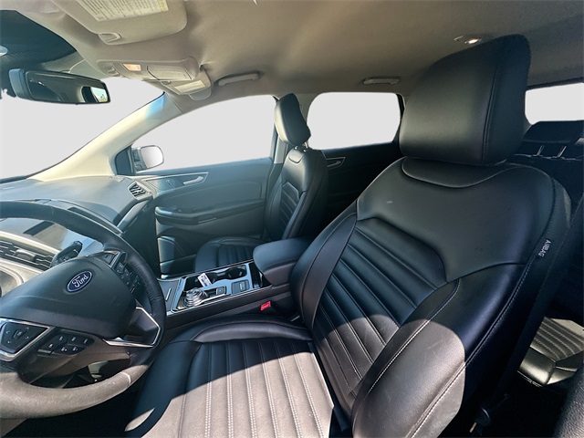 2020 Ford Edge SEL photo 20